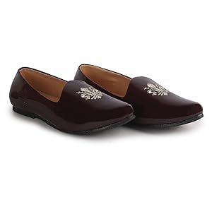 Men Black Patent Glossy Ethnic Embroidered Design Slip On Shiny Juttis & Mojaris For Party|Wedding|Festival