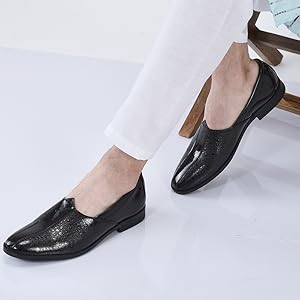 Men Brown Party Ethnic Patent Textured Print Slip On Juttis and Mojaris|Wedding Slip On Shoes|Evening Comfort Insole Mojaris