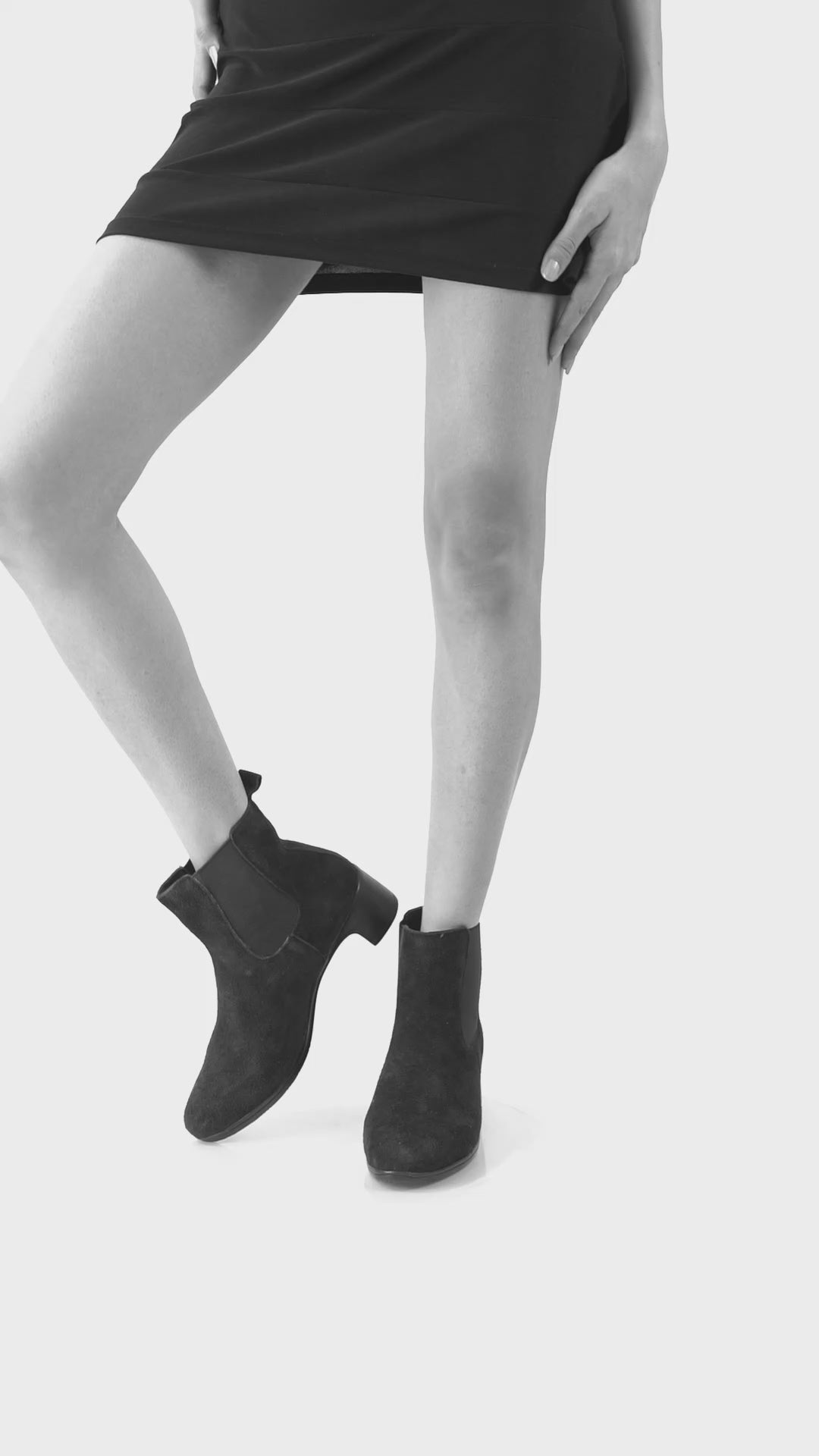 Women Red Flared Heel High Ankle Suede Leather Classic Winter Chelsea Boots