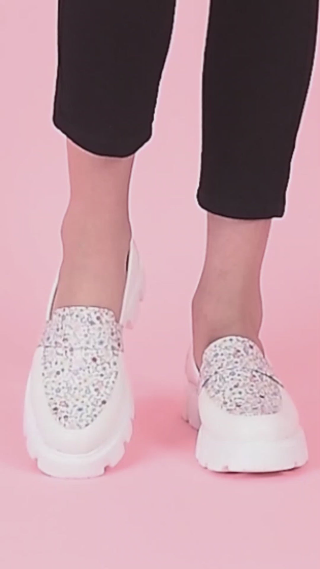 Women Black Stiched Floral Print Classic Weekend Party Slip On Casual Shoes