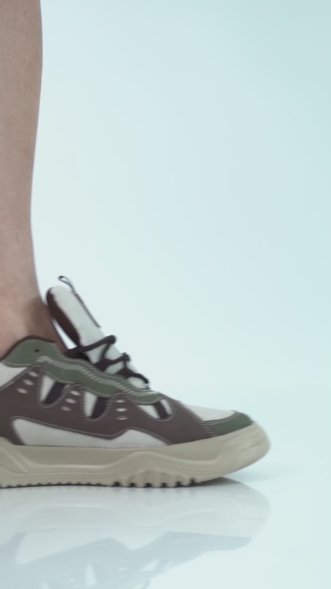 Men Olive Retro Design Colorblocked Athletic-Inspired Casual Chunky Sneaker | Mid-Top Streetwear Shoes With Rugged Sole