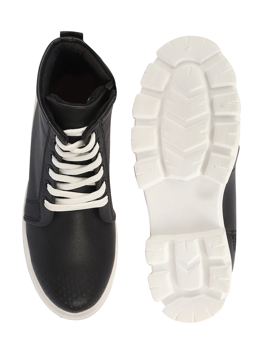 Shop Women Black Outdoor Winter High Top Chunky Lace Up Casual Boots Online.