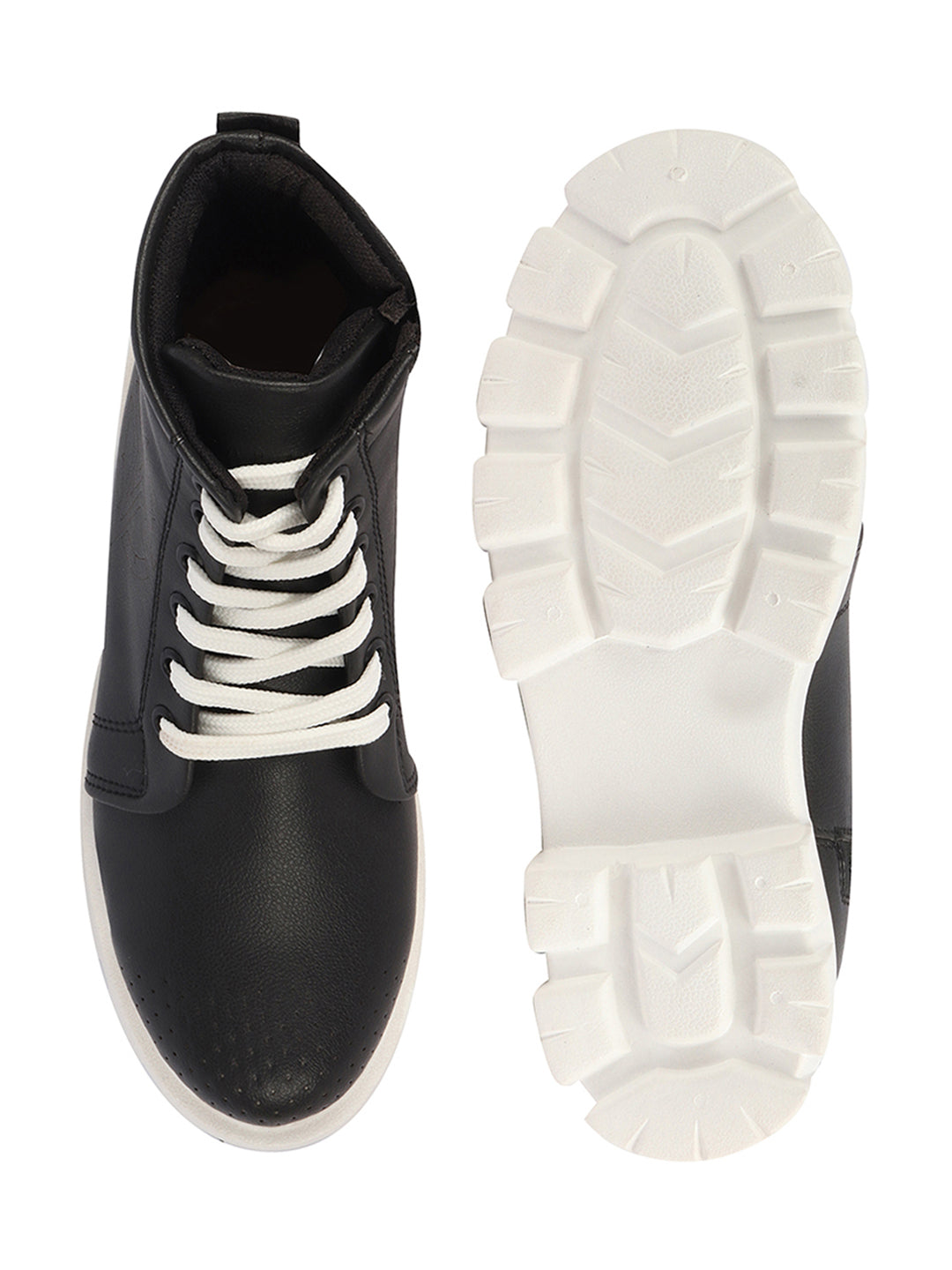 Shop Women Black Outdoor Winter High Top Chunky Lace Up Casual Boots Online.