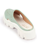 womens walking shoes