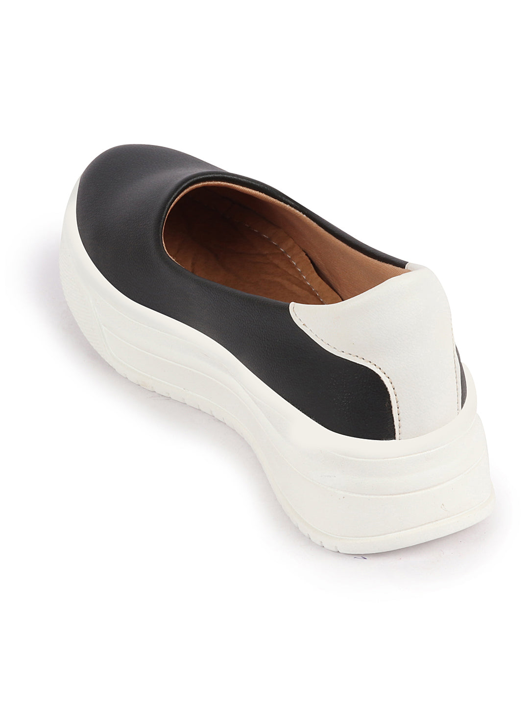 womens walking shoes