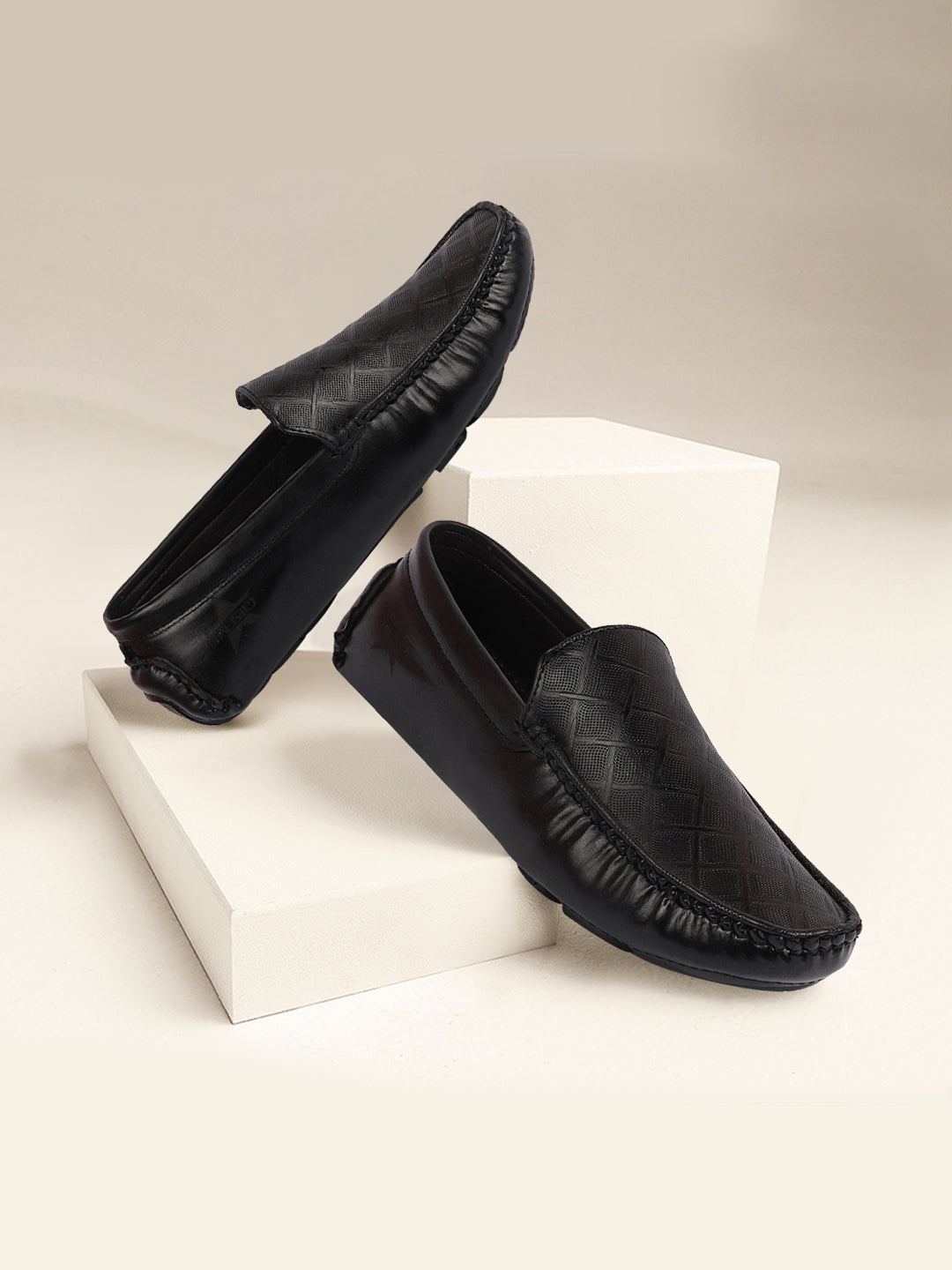 Shop Men Black Textured Design Casual Classic Slip On Driving Loafer and Moccasins Online.
