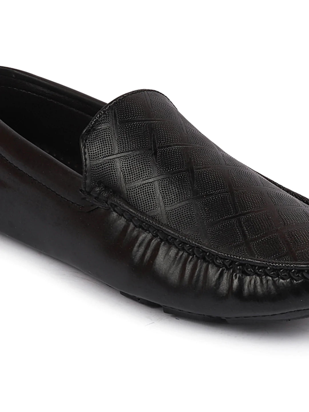 Shop Men Black Textured Design Casual Classic Slip On Driving Loafer and Moccasins Online.