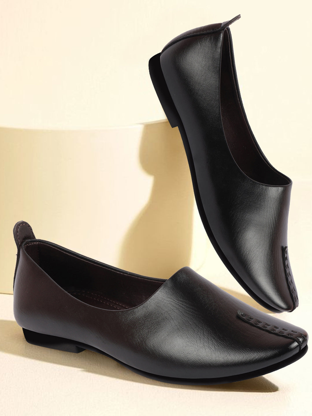 Shoes Jutti On Flipkart Gender: Men Jutti Type: Plain Jutt Punjabi