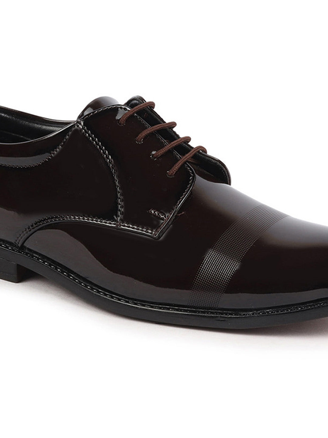 Poerkan Men's Oxford & Derby Formal Dress Shoes: Lace - up Leather Classics in Black and Brown with Patent Brogue Details, Black, 7.5 UK