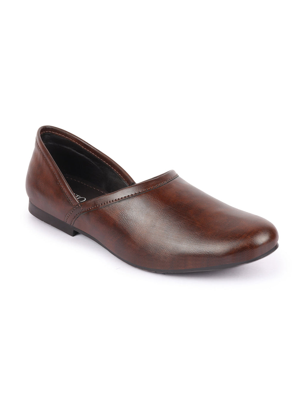 Shop Men Brown Ethnic Nagra Juttis & Mojaris Online.
