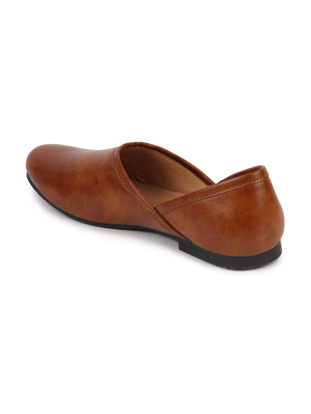 Shop Men Tan Ethnic Nagra Juttis & Mojaris Online.