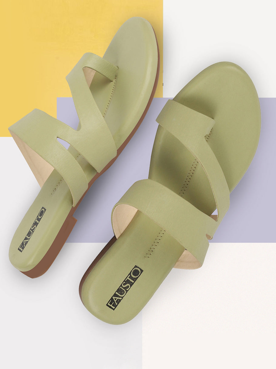Shop Women Leaf Toe Ring Slip On Flats Slippers Online.