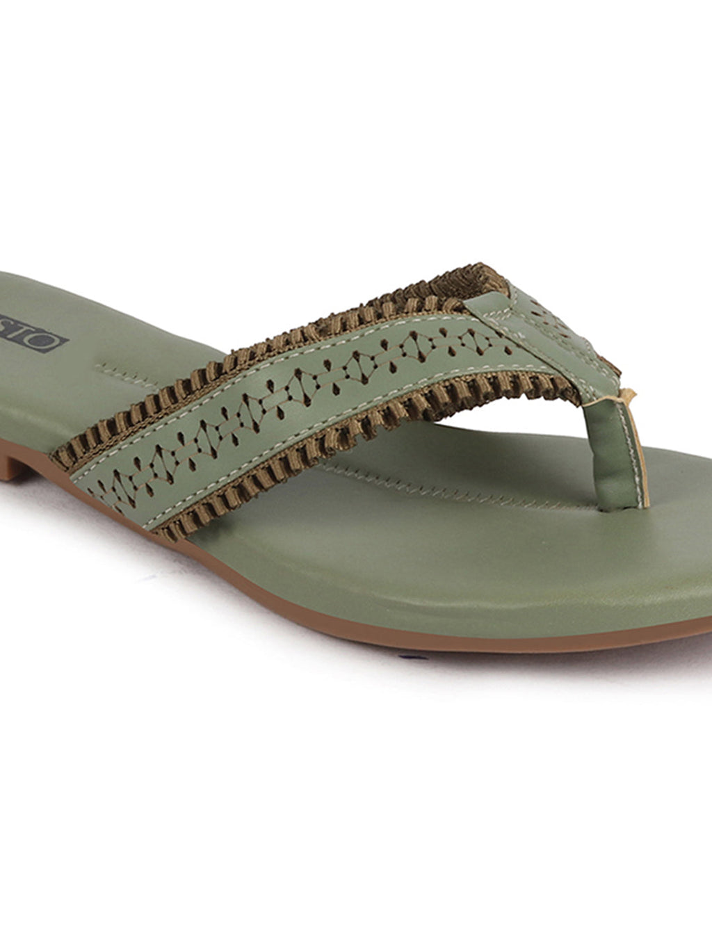 flats for women black