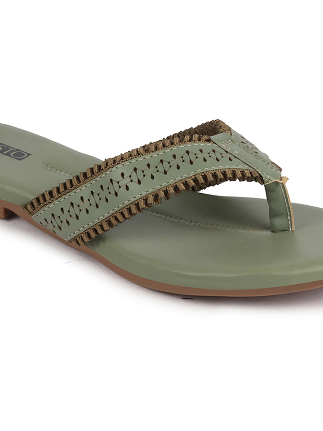 flats for women black