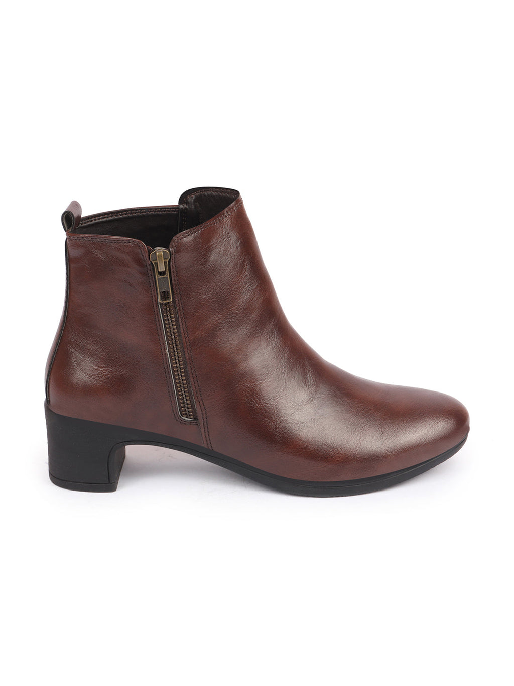 Shop Women Brown Mid Top Flared Heel Side Zipper Winter Classic Boots Online.
