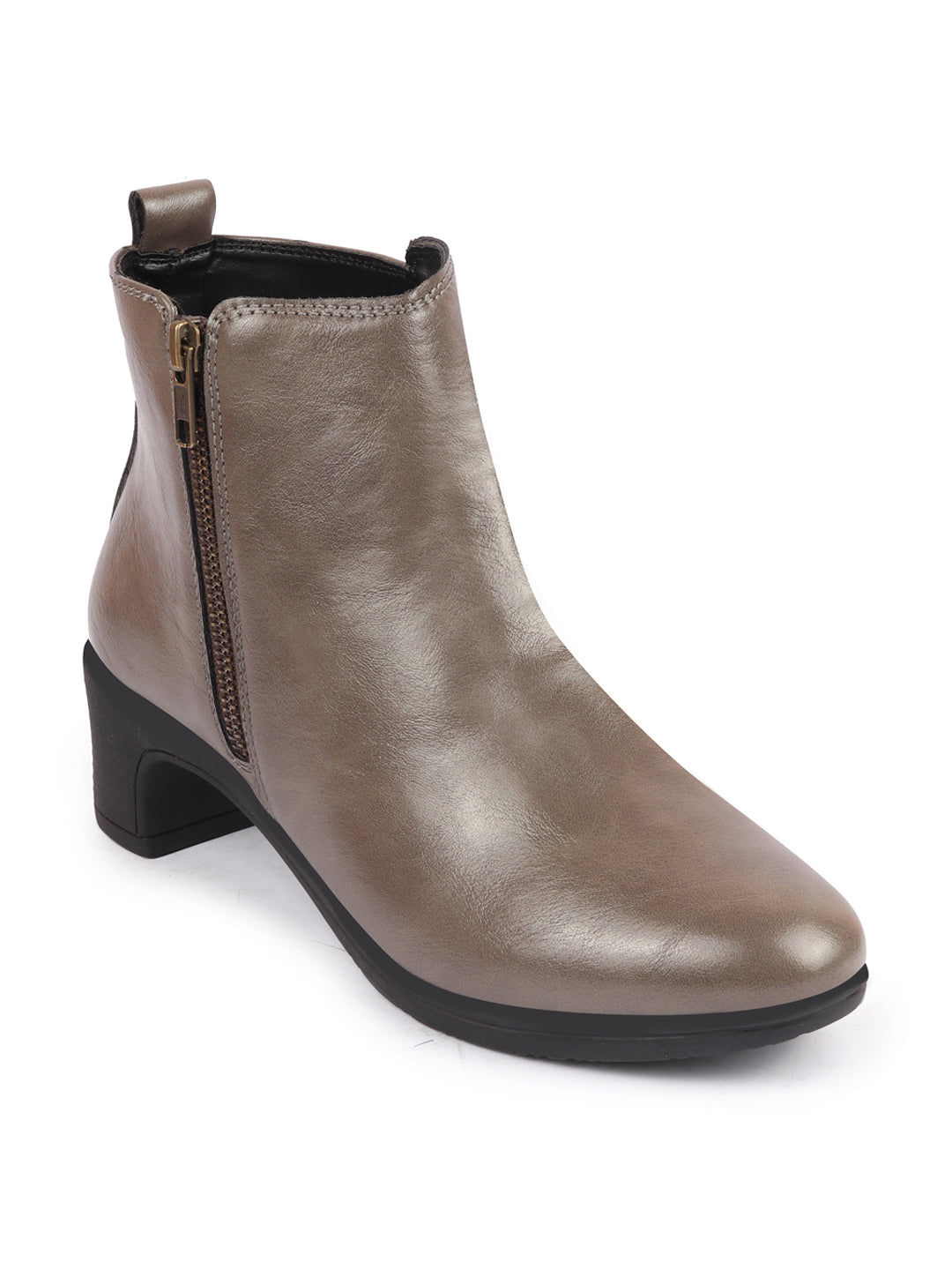 Shop Women Grey Mid Top Flared Heel Side Zipper Winter Classic Boots Online.