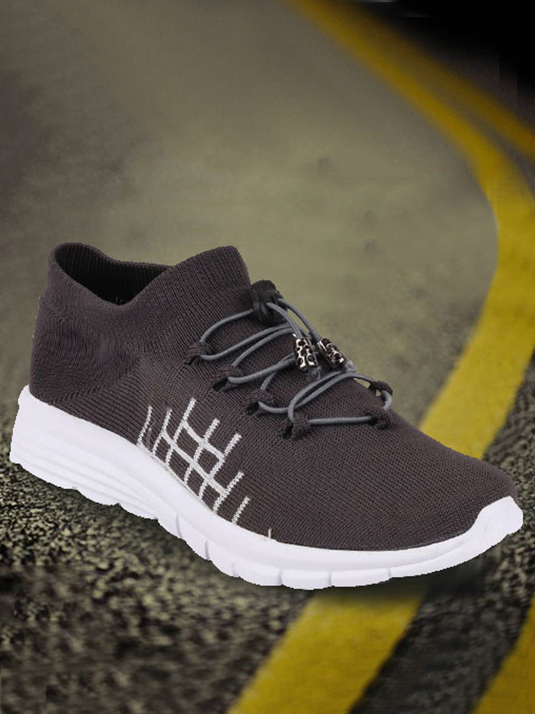 Tryme sport shoes price sales