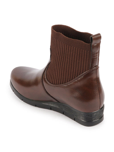 women brown boots