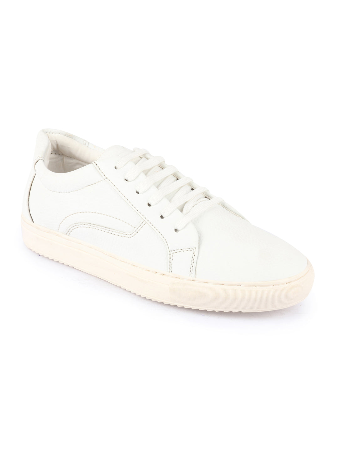 Shop Men White Modern Classic Trending Outdoor Casual Fashion Outfit Sneakers Shoes Online.