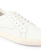 Shop Men White Modern Classic Trending Outdoor Casual Fashion Outfit Sneakers Shoes Online.